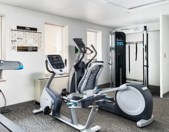 910 Penn - Fully-equipped 24-hour fitness center