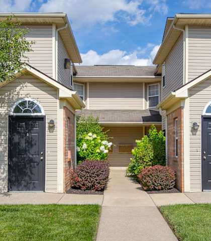 Property Exterior at Steeplechase at Shiloh Crossing Apartments, 10272 Steeplechase Dr., Avon