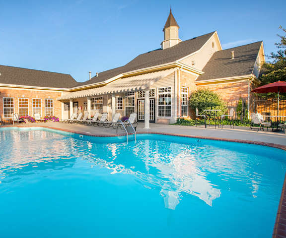 Swimming Pool at Steeplechase at Shiloh Crossing Apartments, 10272 Steeplechase Dr., Avon