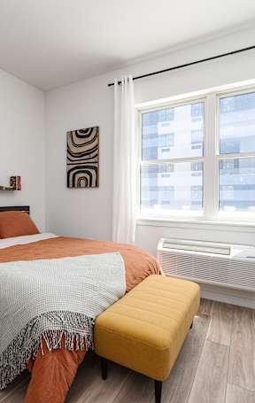 Gorgeous Bedroom at Art Of Newark, Newark