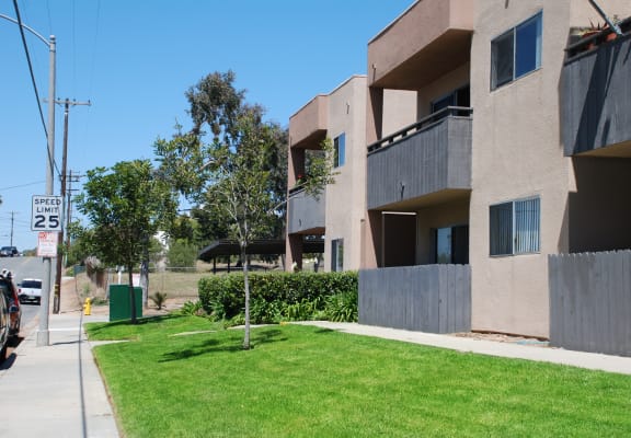 Villa Pacific Apartments | Apartments in Oceanside , CA