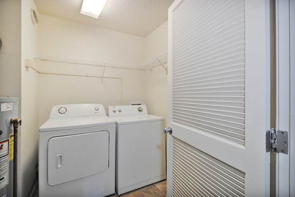 In-unit washer and dryer at Hunters Ridge apartments in Kalamazoo, MI