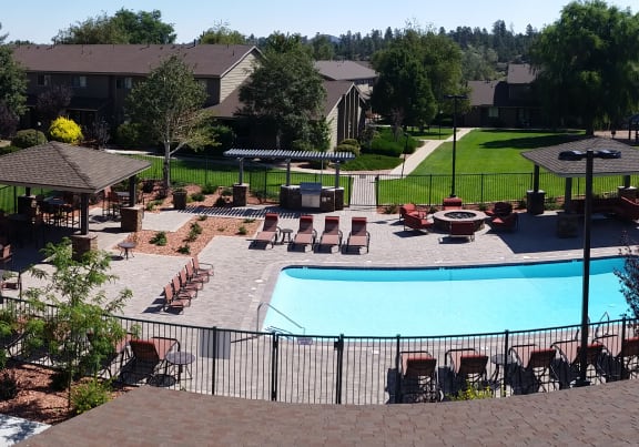 Poolside Sundeck And Grilling Area at Country Club Meadows Apartments, Arizona, 86004