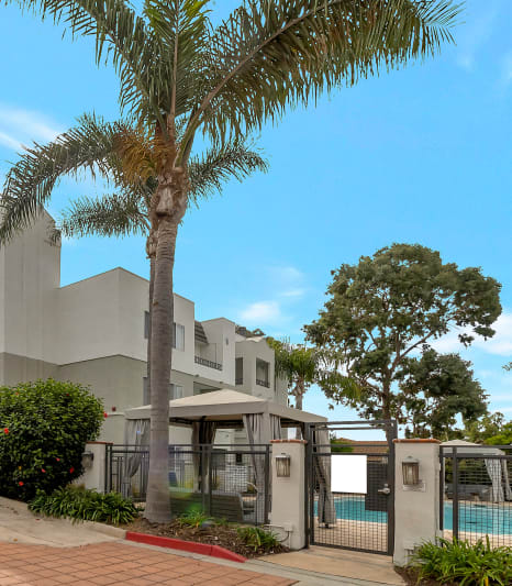 Apartments in La Jolla San Diego Nobel Court