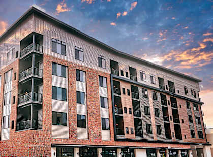 the building where the hotel is located