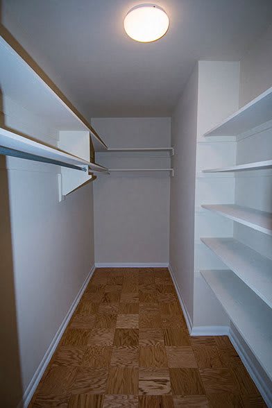 Spring Ridge Apartments Walk-in Closets