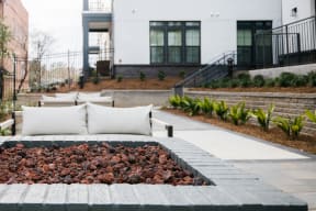 Firepit Lounge at The Quarter House, Mississippi, 39216