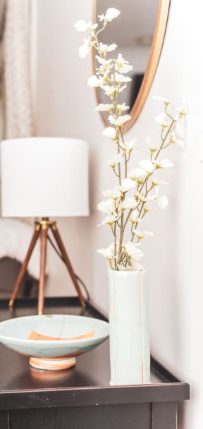 how to decorate a side table in a living room