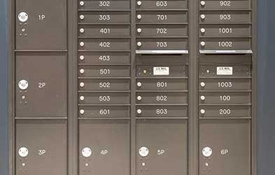 Package Locker System at 35W, Detroit, MI, 48226