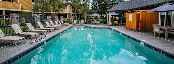 the swimming pool at the resort at governors crossing