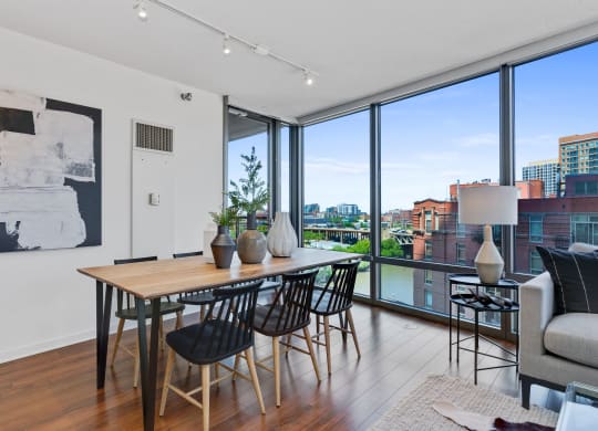 Dining table focused living room shot at Kingsbury Plaza, Chicago