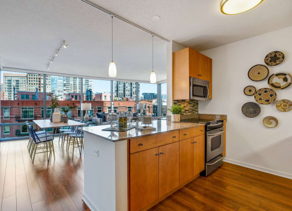 Kitchen layout at Kingsbury Plaza, Illinois, 60654