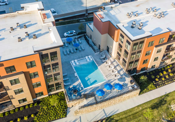 Luxury Apartments Blue Ash, OH The Approach at Summit Park