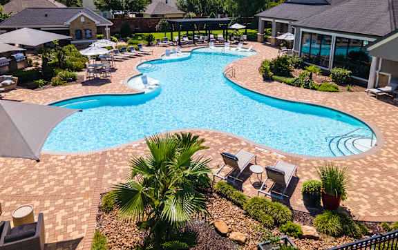 Swimming pool at Avenues at Shadow Creek Ranch Apartments, Pearland, Texas