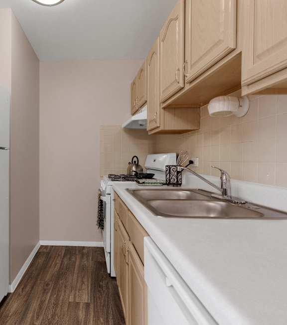 Kitchen at St Charles Square Apartments, Carol Stream, IL, 60188