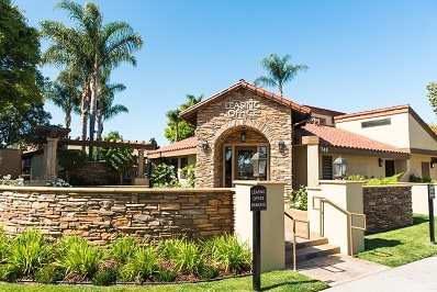 office with tv and fireplace in apartments in mesa arizona