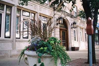 1311 Chicago Ave - Entrance