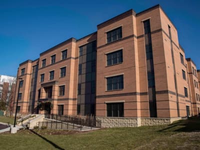 Heritage Place Apartments in Grand Rapids, MI