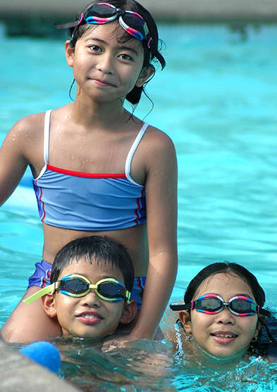 Kids in the pool at Eagles Landing, Florida