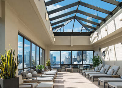 Rooftop Sunroom at Columbus Plaza, Chicago, IL, 60601