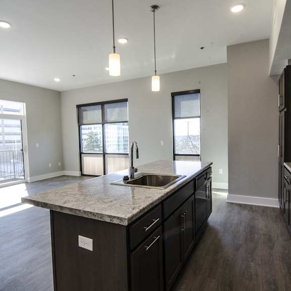 Apartments in Grand Rapids, MI | Gateway at Belknap Apartments open concept kitchen
