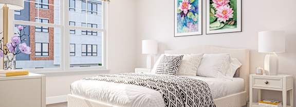 King Size Bedroom at Burbank Gardens Apartments, Sherman Oaks, CA, 91411
