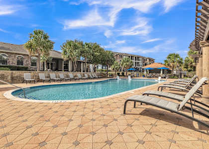 the swimming pool at the resort at longboat key club
