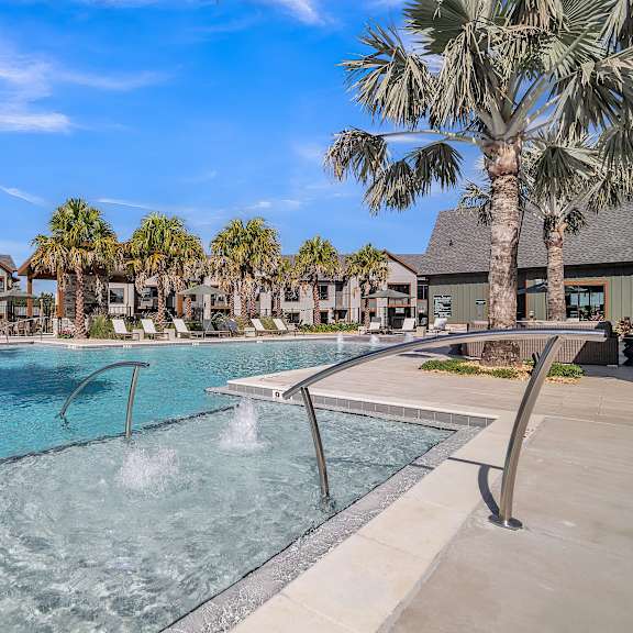 Swimming pool at Canter, Ocala, FL, 34474