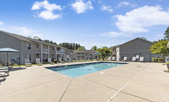 the preserve at ballantyne commons pool and apartment buildings