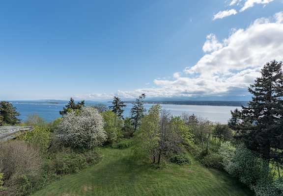 a view of the columbia river