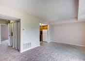 Thumbnail 21 of 29 - living room