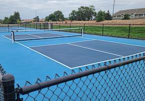 blue pickleball court