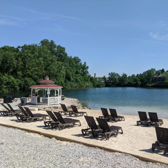 Resort Style at Runaway Bay in Ohio, 43204