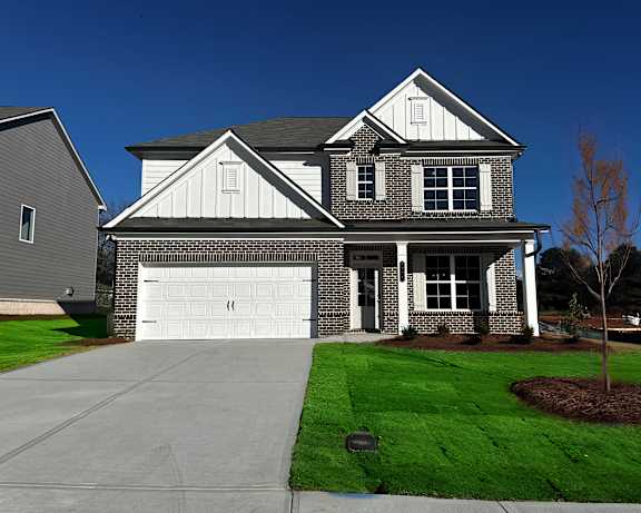 Garages Available at Herrin Farms, Auburn, GA, 30011