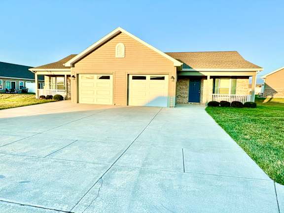 a large driveway in front of a house at Hawthorne Properties in Lafayette, IN 47905