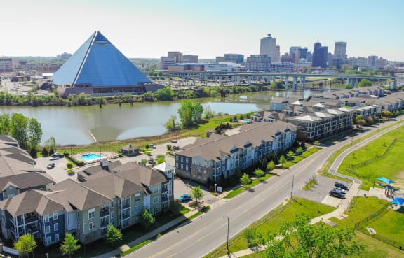 Aerial View of community and Wolf River at Harbor Island Apartments, Tennessee