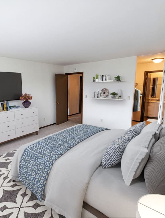 Community Clubhouse at Poplar Creek Apartments, Brookfield, Wisconsin