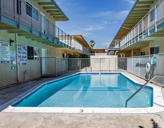 pool at the enclave at woodbridge apartments in sugar land, tx