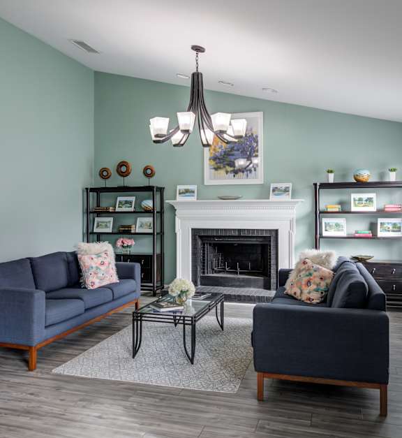 Modern Living Area at Bradford Pointe, Augusta, GA