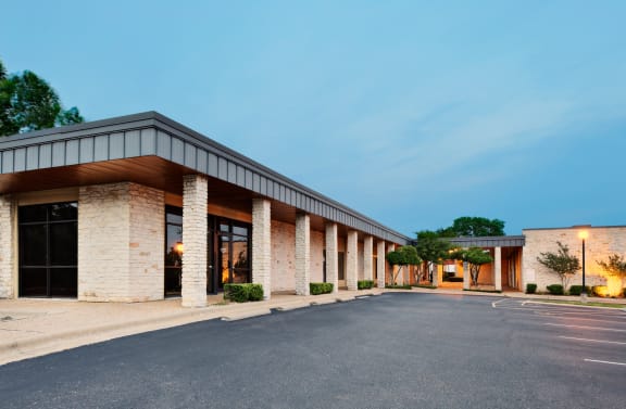 Lakehills Office Park