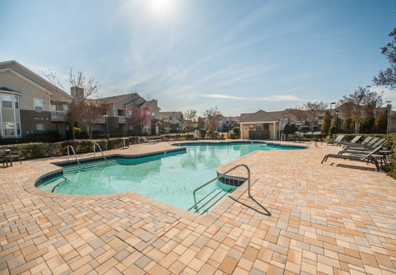 Spacious Swimming Pool at Waterford Place Apartments, Tennessee