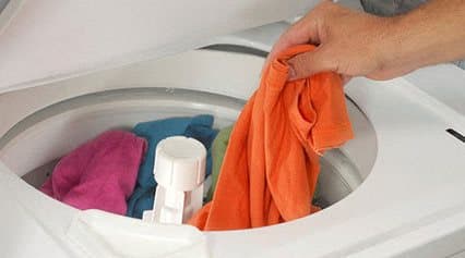 Hand loading washing machine