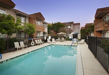 Las Serenas pool