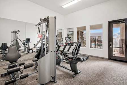 fitness center with equipment at Desert Eagle Estates, Glendale, AZ 85303