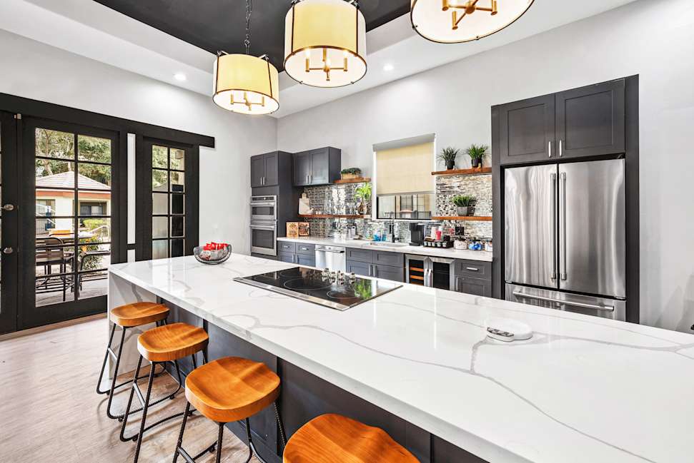 ReNue Downtown Apartments 4 of 11
