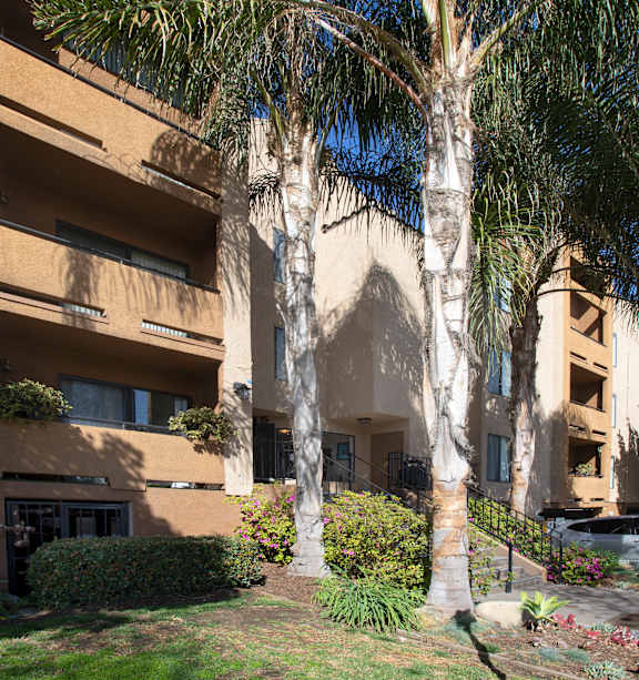 Front Entrance View at Vineland Gardens, Studio City, CA, 91602