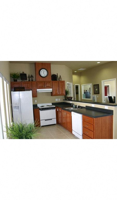 Community Center Kitchen | Forest Creek Apartment in Spokane, WA 99208