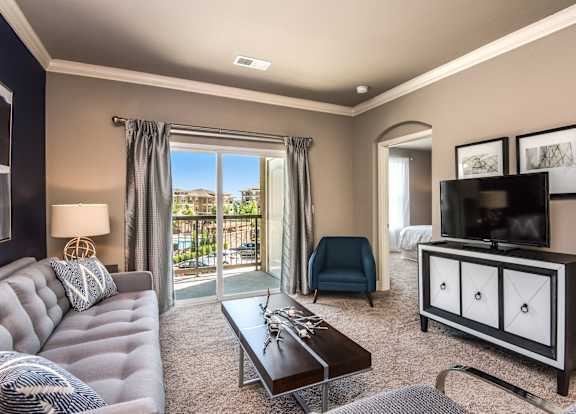 Contemporary Living Room at Residences at Prairiefire Apartment Homes, Kansas