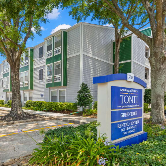 Greentree Apartments in Metairie, LA