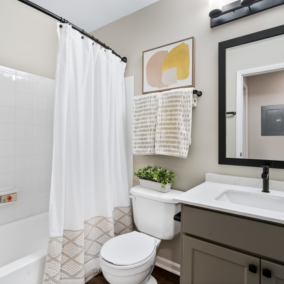 Windbrooke Crossing Renovated Apartments in Buffalo Grove, IL